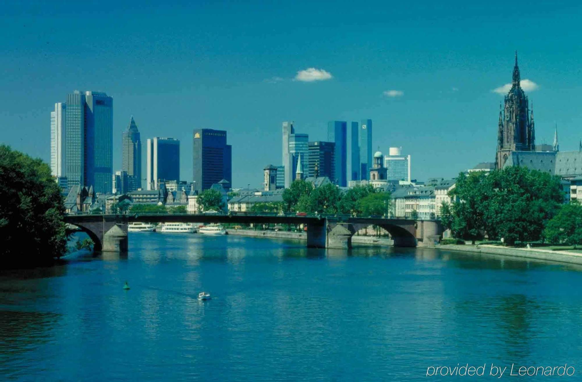 Mercure Frankfurt City Messe Франкфурт-на-Майне Экстерьер фото